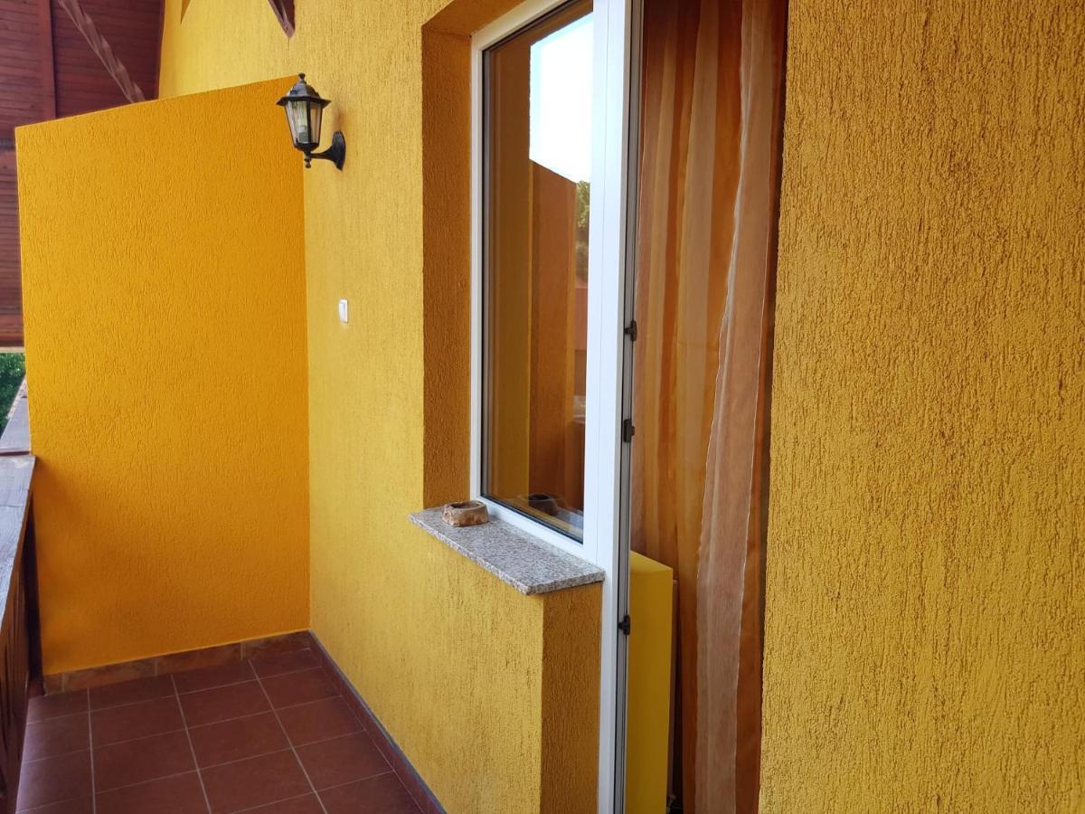 פרייד Raza Soarelui Pension (Adults Only) מראה חיצוני תמונה