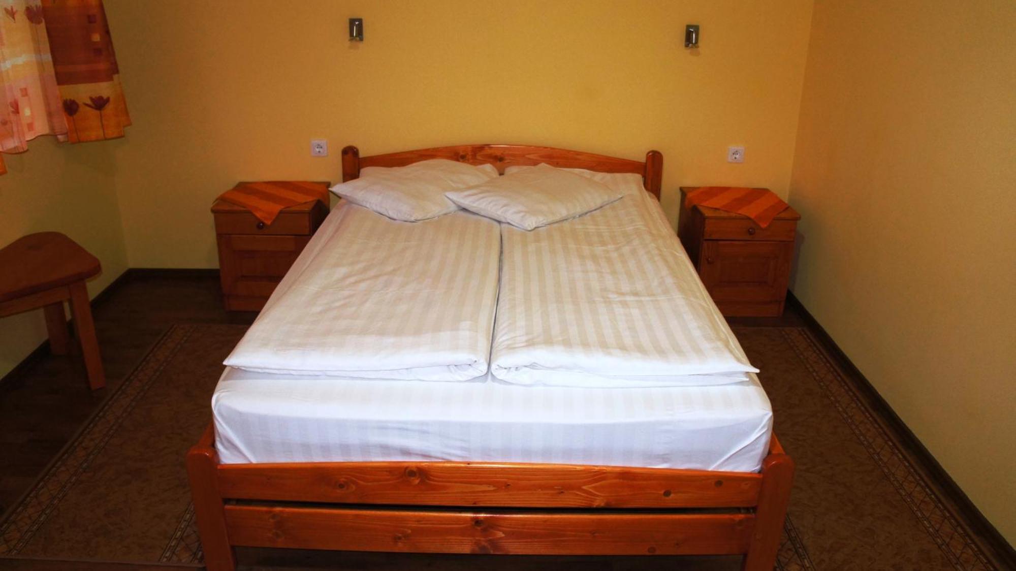 פרייד Raza Soarelui Pension (Adults Only) מראה חיצוני תמונה