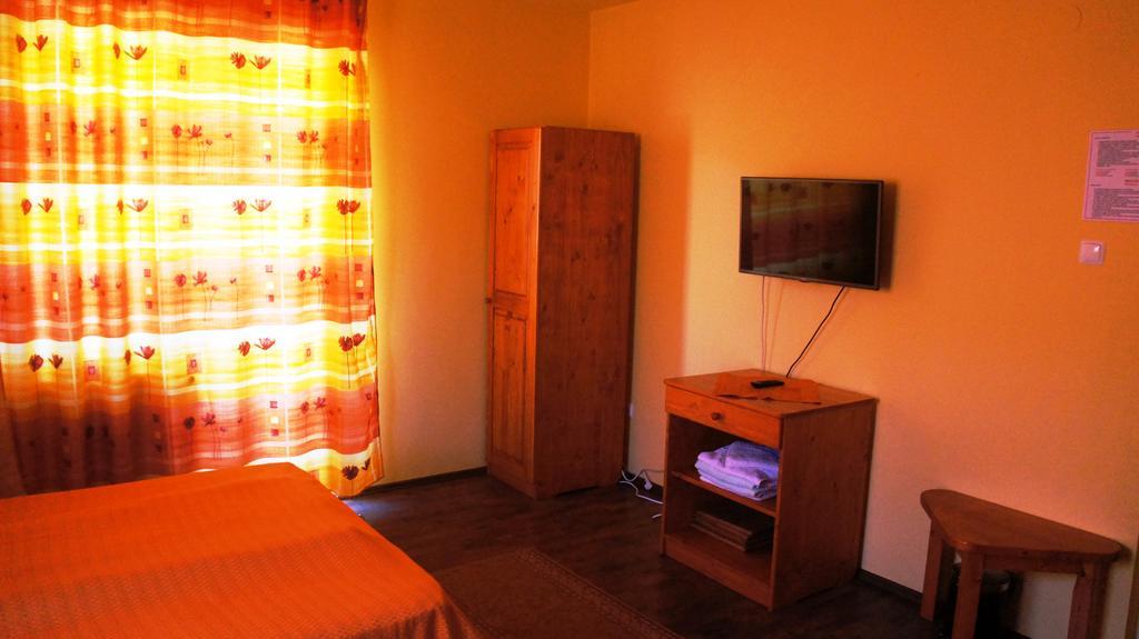 פרייד Raza Soarelui Pension (Adults Only) מראה חיצוני תמונה