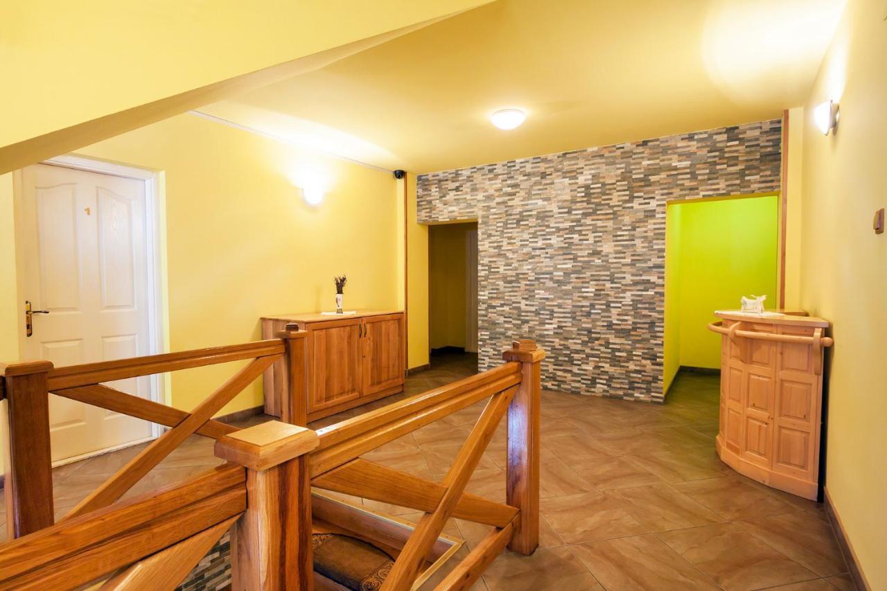 פרייד Raza Soarelui Pension (Adults Only) מראה חיצוני תמונה