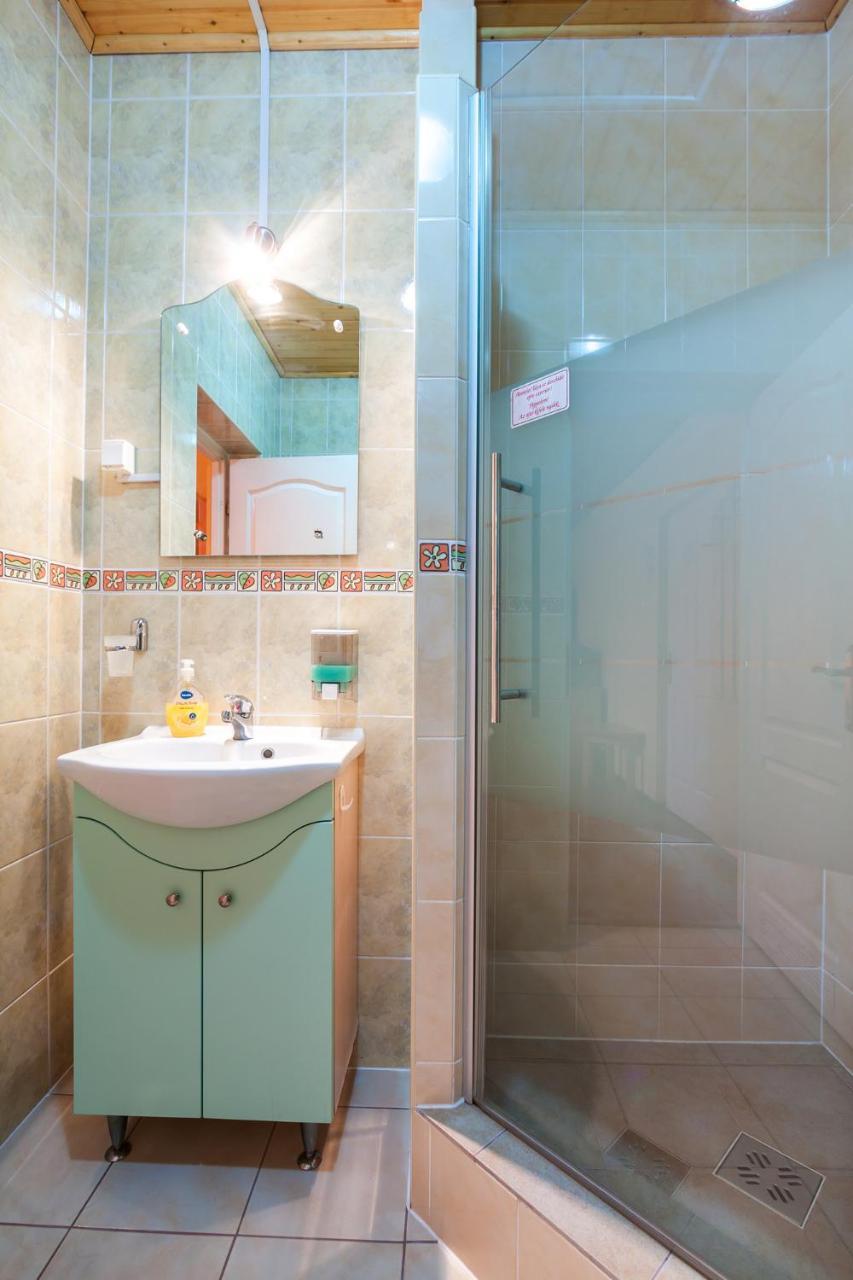 פרייד Raza Soarelui Pension (Adults Only) מראה חיצוני תמונה